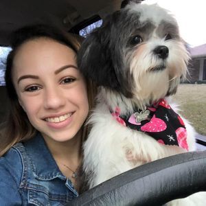 Meet your Posher, Avery